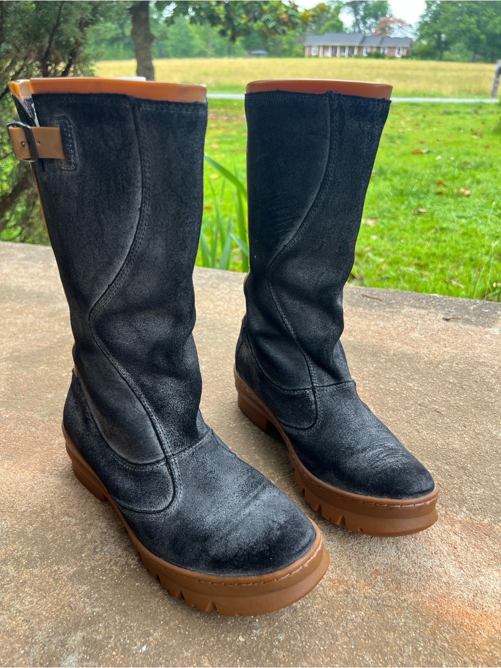 Keen Willamette Women’s Black Suede Mid-Calf Boots with Tan Trim - Picture 7 of 15